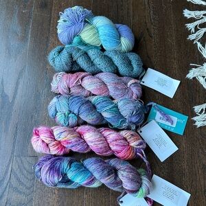 EXPRESSION FIBER ARTS 6 SKEINS